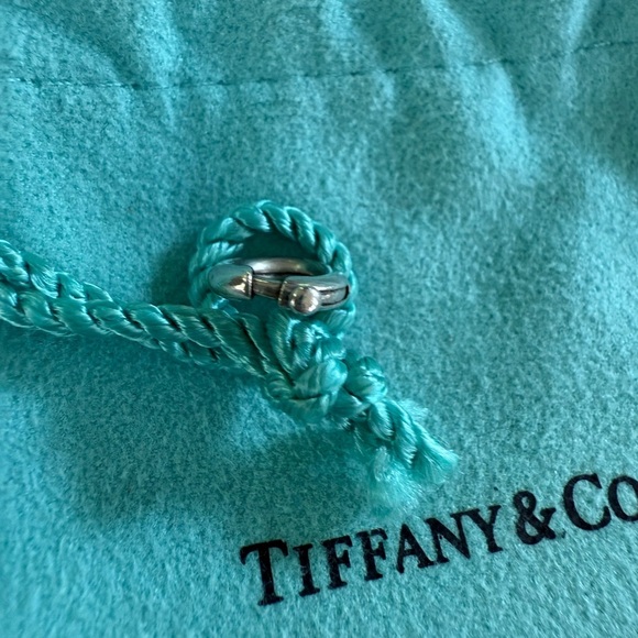 Tiffany Sterling silver clasping ring - Picture 3 of 3